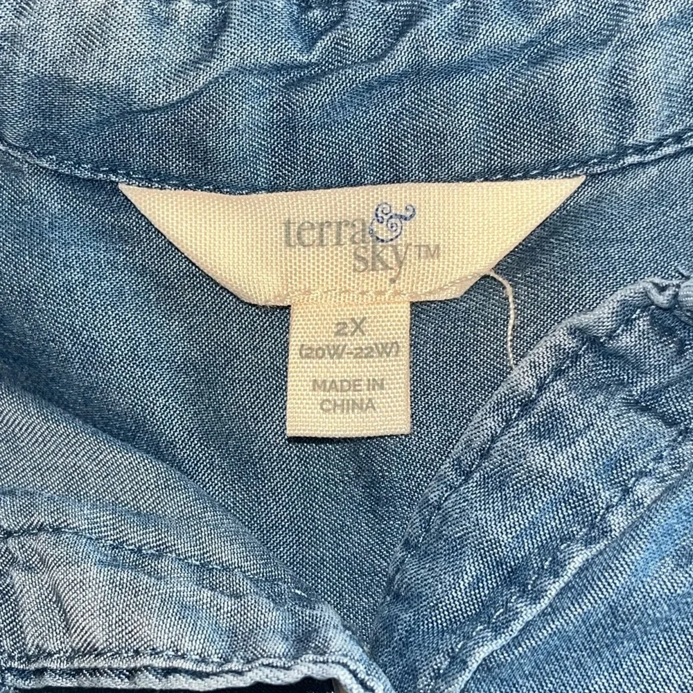 Terra Sky women plus Jean blue button top blouse 2X short sleeves - Picture 5 of 5